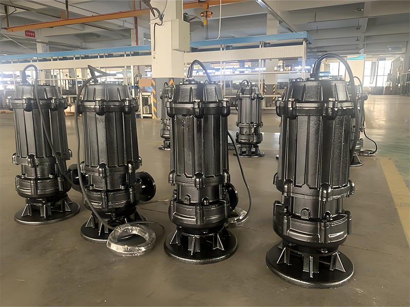 bomba de esgoto vs bomba submers&iacute;vel